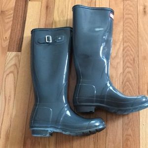 Hunters boots size 7 gently used!